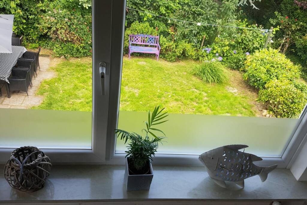 Gemuetliche Haushaelfte Mit Garten Und Terrasse เฟลนส์บวร์ก ภายนอก รูปภาพ