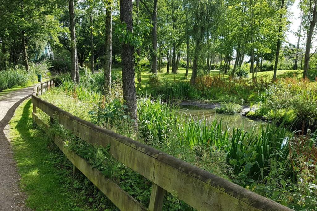 Gemuetliche Haushaelfte Mit Garten Und Terrasse เฟลนส์บวร์ก ภายนอก รูปภาพ