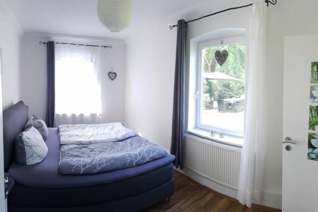 Gemuetliche Haushaelfte Mit Garten Und Terrasse เฟลนส์บวร์ก ภายนอก รูปภาพ